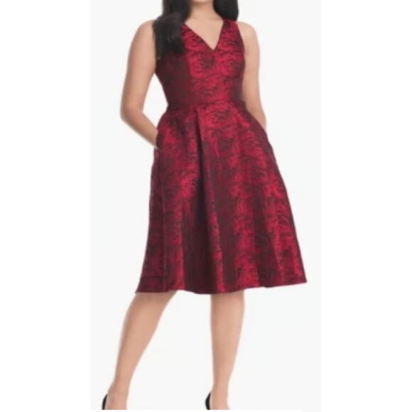 White House Black Market Red Rose Print Jacquard Fit & Flare Dress Size 2 $180 - Picture 1 of 15